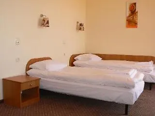 Osrodek Uslug Hotelarskich Kinga וייליצקה